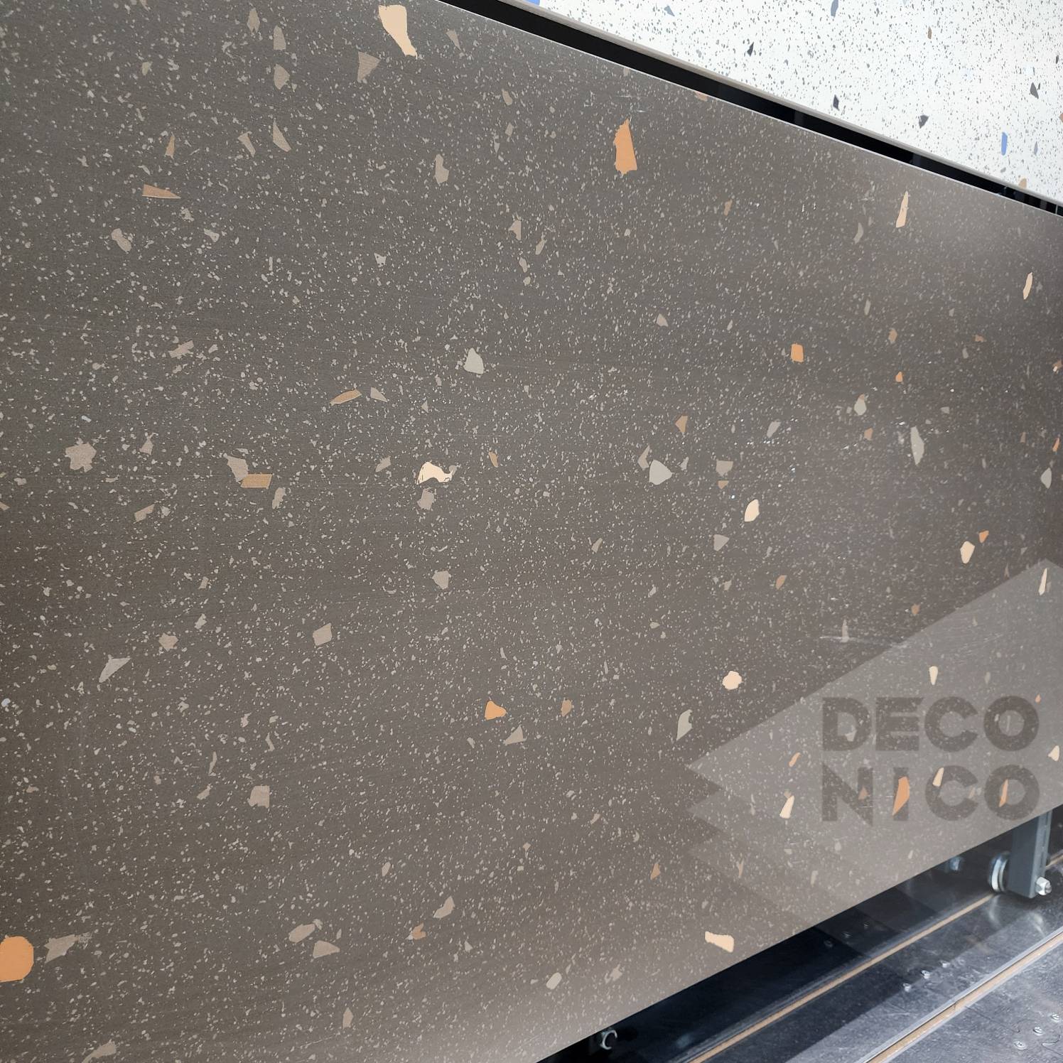 terrazzo-brown-120x60-deconico-02.jpg